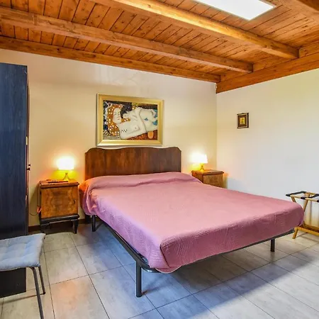 Stunning In Castiglione Di S With Wifi Holiday home *